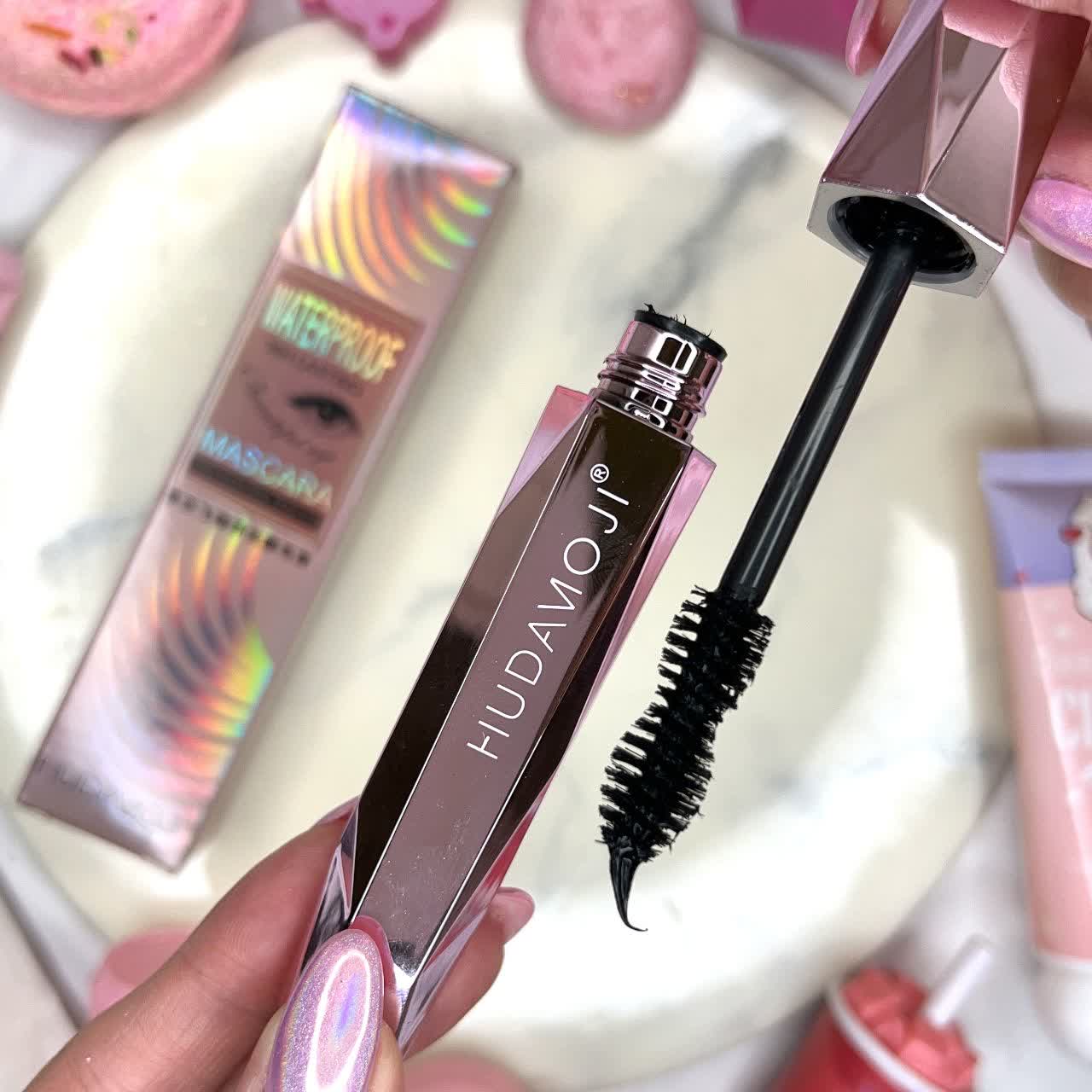 ریمل  استخری الماسی هدی موجی 24 ساعته(اصلی)